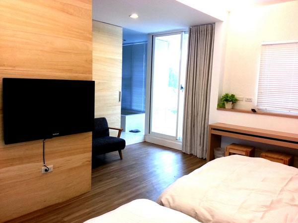 טאינאן Jin Flower Homestay מראה חיצוני תמונה
